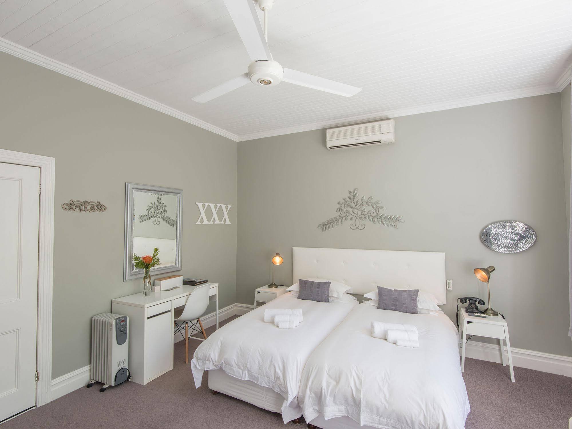 Summerwood Guest House Stellenbosch Bagian luar foto